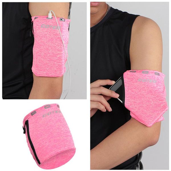 wrist pack arm bag elastic sports running portable yoga fitness armband mobile phone reflective design universal outdoor gym 
wrist pack arm bag elastic sports running portable yoga fitness armband mobile phone reflective design universal outdoor gym
