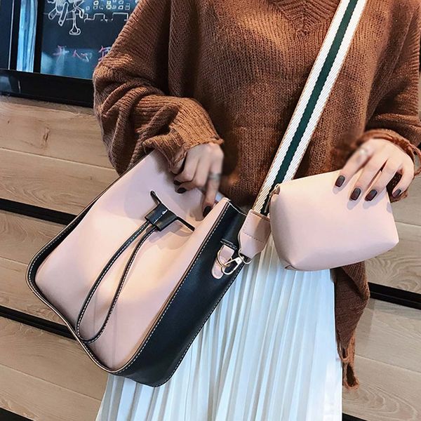летняя мода 2019 вскользь женская мода bucket bag цвет сшивание мешок плеча commute посланник small square shopping
летняя мода 2019 вскользь женская мода bucket bag цвет сшивание мешок плеча commute посланник small square shopping