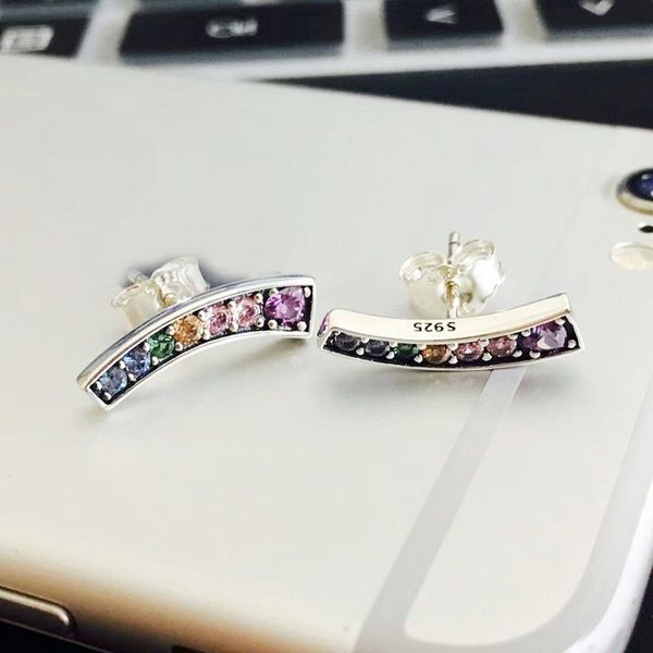 fashion rainbow cz diamond stud earrings original box set for pandora 925 sterling silver color crystal women earring, Golden;silver
fashion rainbow cz diamond stud earrings original box set for pandora 925 sterling silver color crystal women earring, Golden;silver