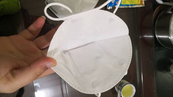 selling kn95 masks 20pcs box anti reusable 3m safety dust allergic protective mask dust masks pm2.5 anti-particles anti virus masks
selling kn95 masks 20pcs box anti reusable 3m safety dust allergic protective mask dust masks pm2.5 anti-particles anti virus masks