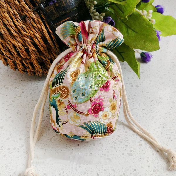 latest round bottom small cloth bag cotton linen jewelry pouch drawstring storage pouch high end gift bag with lined 1pcs, Pink;blue
latest round bottom small cloth bag cotton linen jewelry pouch drawstring storage pouch high end gift bag with lined 1pcs, Pink;blue