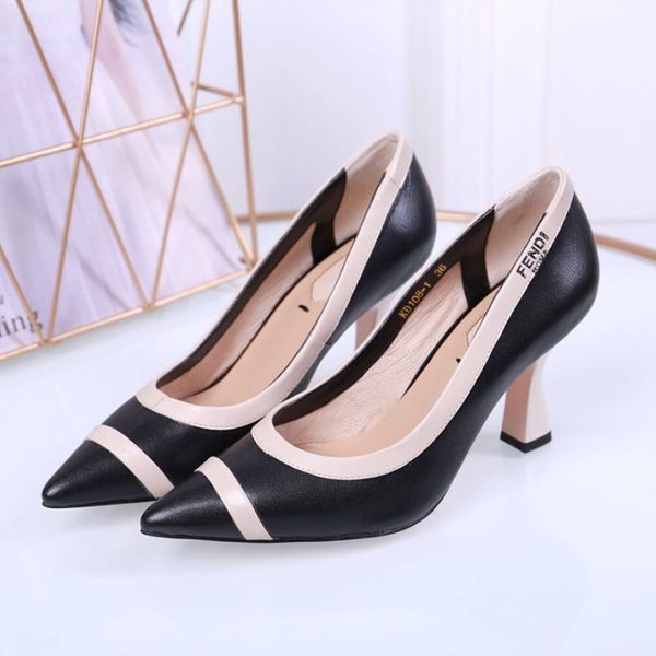 Sapatos clássicos luxuryproducts1990 
Sapatos clássicos luxuryproducts1990