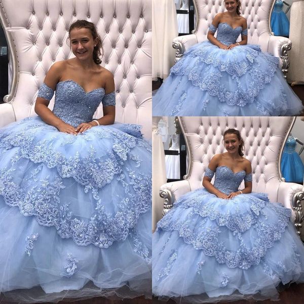 элегантный принцессы небесно-голубой шнурок quinceanera платья тюль аппликация бисером бальное платье складки поезд стреловидности формально, Blue;red
элегантный принцессы небесно-голубой шнурок quinceanera платья тюль аппликация бисером бальное платье складки поезд стреловидности формально, Blue;red