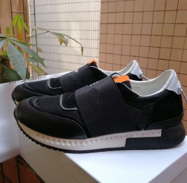 2019 new mesh breathable casual sports shoes men's soft bottom running shoes breathable wild set foot men's shoes38-46 m189608, Black
2019 new mesh breathable casual sports shoes men's soft bottom running shoes breathable wild set foot men's shoes38-46 m189608, Black