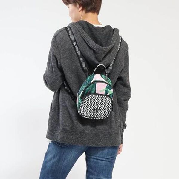brand backpack with letter&stripes printed designer fashion mini chest bag women leather waterproof shoulder bags zipper for wo
brand backpack with letter&stripes printed designer fashion mini chest bag women leather waterproof shoulder bags zipper for wo