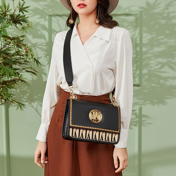 new mini handbags women fashion ins ultra fire retro wide shoulder strap messenger bag purse simple style crossbody bags
new mini handbags women fashion ins ultra fire retro wide shoulder strap messenger bag purse simple style crossbody bags