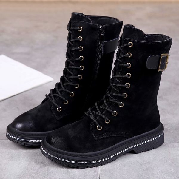 2019 new autumn and winter explosion models short boots black and green fashion high-end women sneakers zipper martin boots size 35-39
2019 new autumn and winter explosion models short boots black and green fashion high-end women sneakers zipper martin boots size 35-39
