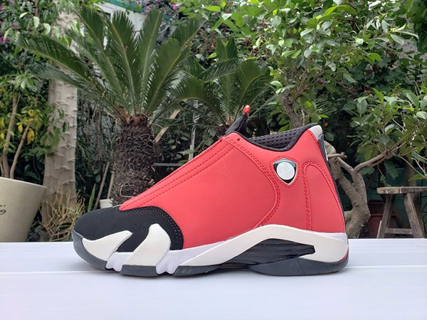 with box 2020 new mens 14s basketball shoes xiv toro gym red white for men sports shoes trainers us7-13
with box 2020 new mens 14s basketball shoes xiv toro gym red white for men sports shoes trainers us7-13