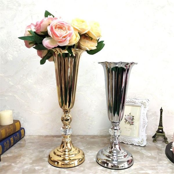 luxury flower arrange vase wedding catwalk road guide decoration metal flower pot for wedding table centerpiece decoration
luxury flower arrange vase wedding catwalk road guide decoration metal flower pot for wedding table centerpiece decoration