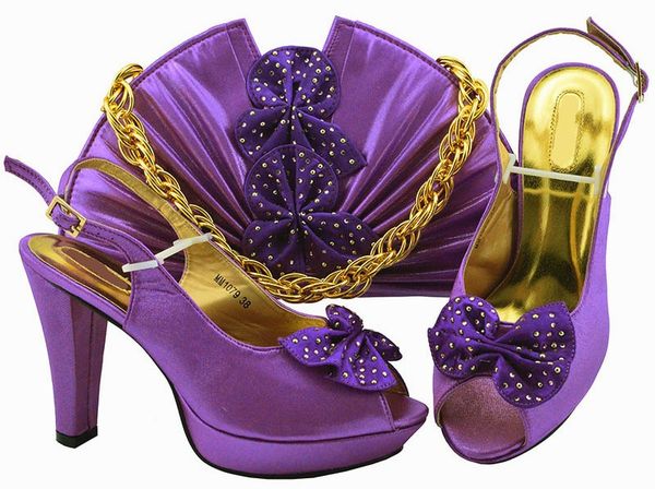 Elegant purple women pumps and bag set with butterfly design african shoes match handbag for dress MM1079,heel 11.5cm
Elegant purple women pumps and bag set with butterfly design african shoes match handbag for dress MM1079,heel 11.5cm