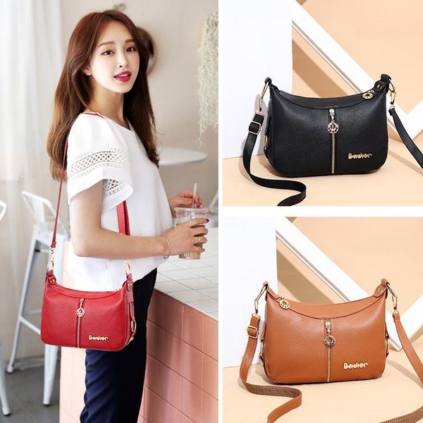 woman package single shoulder span package portable leisure time woman bag 
woman package single shoulder span package portable leisure time woman bag