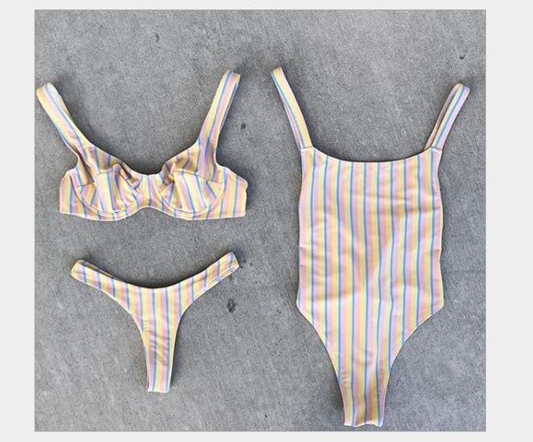 stripe printed bikini lady steel bracket swimsuit european and american swimsuit beach 
stripe printed bikini lady steel bracket swimsuit european and american swimsuit beach