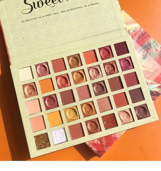 new new arrival 35 color sweet mint eyeshadow palette oil painting eye shadow tray 
new new arrival 35 color sweet mint eyeshadow palette oil painting eye shadow tray