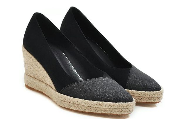 2019 women's shoes in spring and autumn with new style slope heel thick bottom waterproof table round head suede @55, Black
2019 women's shoes in spring and autumn with new style slope heel thick bottom waterproof table round head suede @55, Black