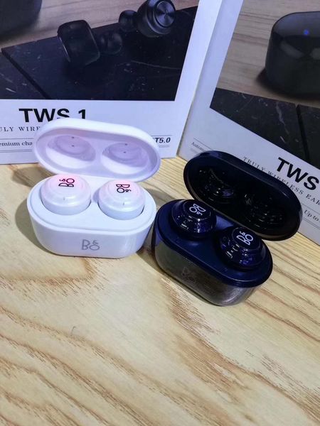 Fones de ouvido phones_jsg
Fones de ouvido phones_jsg