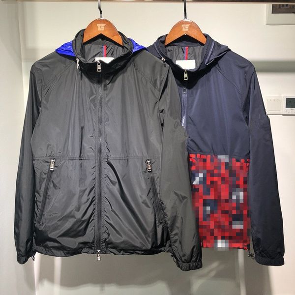 Мужская куртка с капюшоном бренд моды бренд куртка Top двойная этикетка для мужчин Марки Zipper Логотипа пальто Тонкой куртки со всей этикеткой и эмблемами
Мужская куртка с капюшоном бренд моды бренд куртка Top двойная этикетка для мужчин Марки Zipper Логотипа пальто Тонкой куртки со всей этикеткой и эмблемами