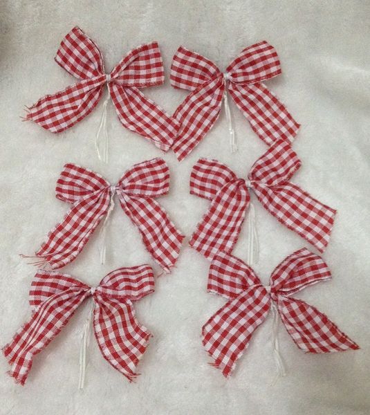 window decorations christmas tree supplies small red and white bow pendants export goods 6 packs
window decorations christmas tree supplies small red and white bow pendants export goods 6 packs