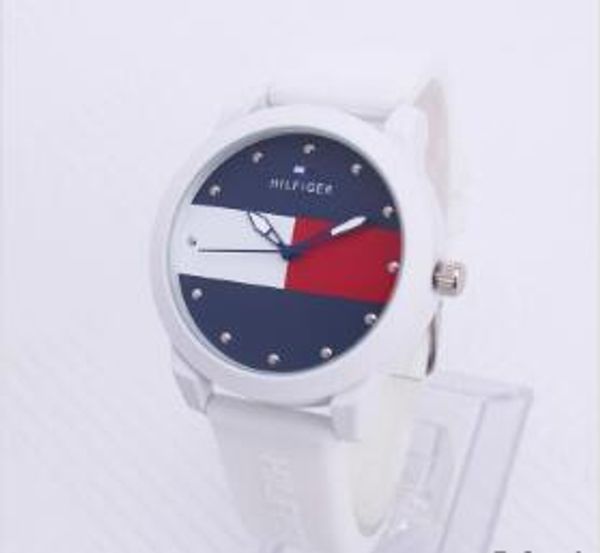 Бесплатная доставка оптом! Американский досуг Мужчины и женщины спортивной моды
Бесплатная доставка оптом! Американский досуг Мужчины и женщины спортивной моды