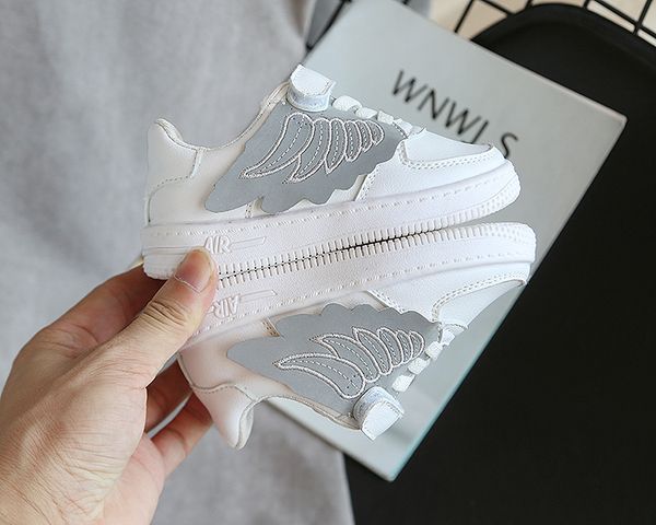 birthday gift brand new lace white color kids running shoes boys sneakers black white ulzzang wild old shoes drop shipping toddlers
birthday gift brand new lace white color kids running shoes boys sneakers black white ulzzang wild old shoes drop shipping toddlers