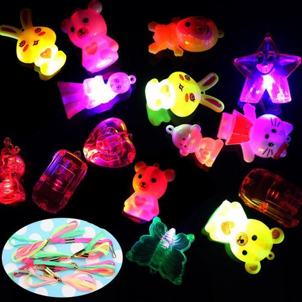 led мультфильм 2019 светящиеся новый мигающий ожерелье подвески дети загораться ювелирных подарков игрушки rave glow для вечеринок
led мультфильм 2019 светящиеся новый мигающий ожерелье подвески дети загораться ювелирных подарков игрушки rave glow для вечеринок
