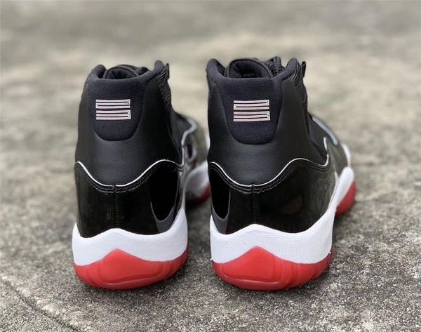 2020 release 11 bred og high black white -varsity red 45 basketball shoes 378037 -061 real carbon fiber authentic shoes sneakers with box
2020 release 11 bred og high black white -varsity red 45 basketball shoes 378037 -061 real carbon fiber authentic shoes sneakers with box