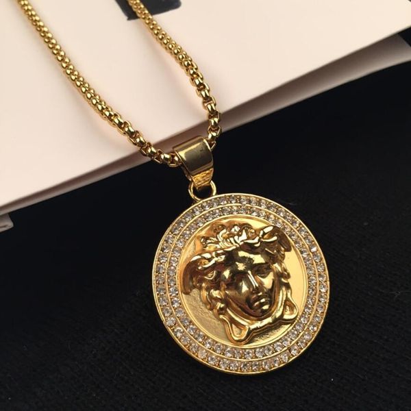 hip hop pendant necklace mens punk style 18k alloy gold silver plated head charm pendant cuban chain
hip hop pendant necklace mens punk style 18k alloy gold silver plated head charm pendant cuban chain