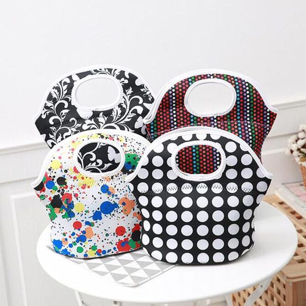 cartoon picnic bag for kids mini lunch bag insulated box portable thermal tote beach bags for ourdoor camping
cartoon picnic bag for kids mini lunch bag insulated box portable thermal tote beach bags for ourdoor camping