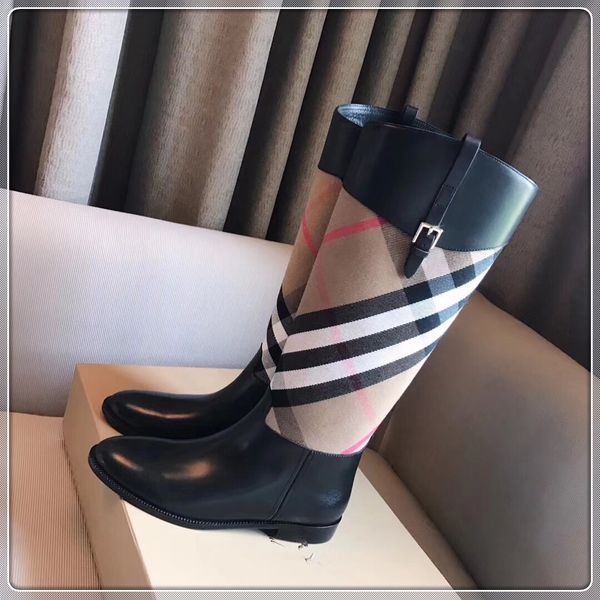 latest selling brand women print leather sandal striking gladiator style designers leather outsole perfect flat plain sandal size 35-40, Black
latest selling brand women print leather sandal striking gladiator style designers leather outsole perfect flat plain sandal size 35-40, Black