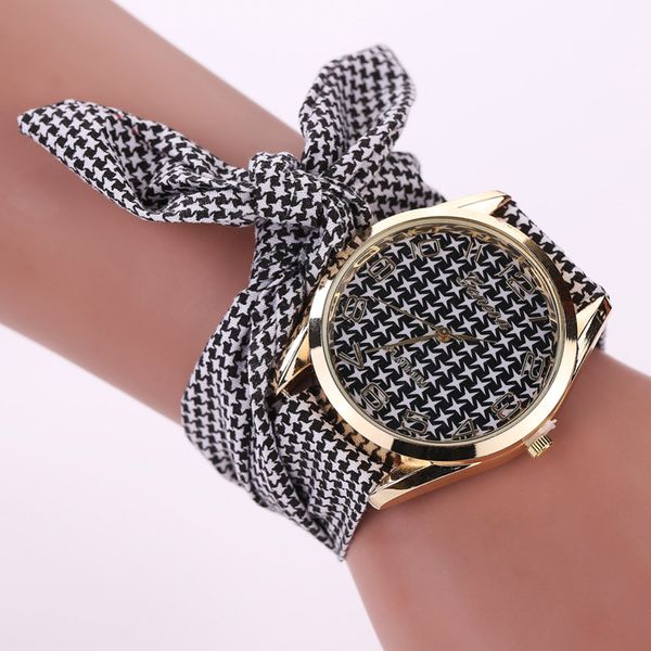 2016 new design fabric ladies wristwatch fashion geneva women dress watch round strip quartz watch sweet girls bracelet, Slivery;brown
2016 new design fabric ladies wristwatch fashion geneva women dress watch round strip quartz watch sweet girls bracelet, Slivery;brown