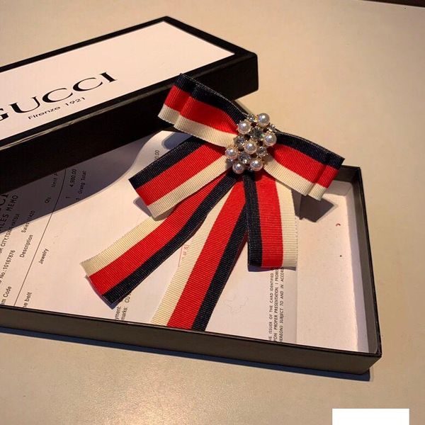 women brooch new jewelry wsj001 with exquisite gift box #111272qin3301, Gray
women brooch new jewelry wsj001 with exquisite gift box #111272qin3301, Gray