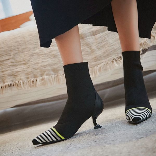 black stretch knitting women sock boots silver strange kitten heel ankle boots for women pointed toe slip on short
black stretch knitting women sock boots silver strange kitten heel ankle boots for women pointed toe slip on short