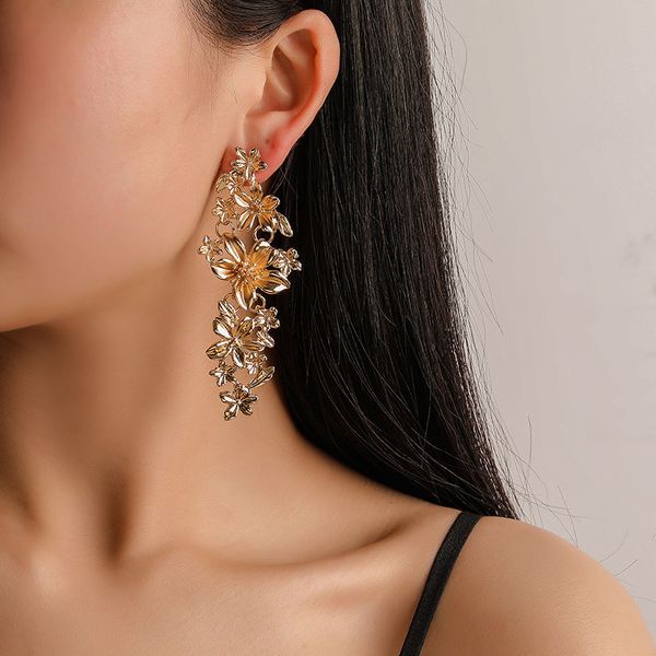 exaggerated character metal golden flower earrings geometry earrings for woman bohemian long for woman girls, Silver
exaggerated character metal golden flower earrings geometry earrings for woman bohemian long for woman girls, Silver