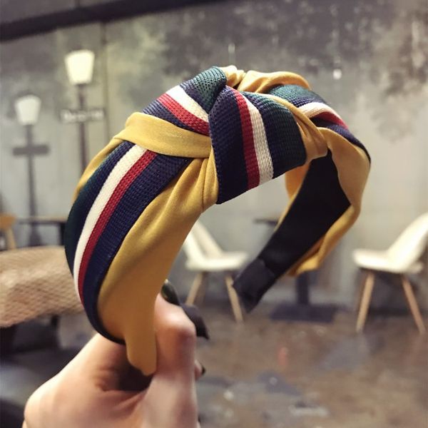 hairband korean version cute hairpin personalized hairpin accessories simple headband sweet hairdressing with female wide edge antiskid lady
hairband korean version cute hairpin personalized hairpin accessories simple headband sweet hairdressing with female wide edge antiskid lady