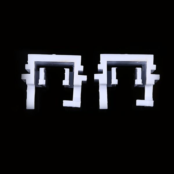 1 pair white hid xenon bulb light holder adapter for focus high/low beam with h1/h7 bulb headlight adapter holder base
1 pair white hid xenon bulb light holder adapter for focus high/low beam with h1/h7 bulb headlight adapter holder base