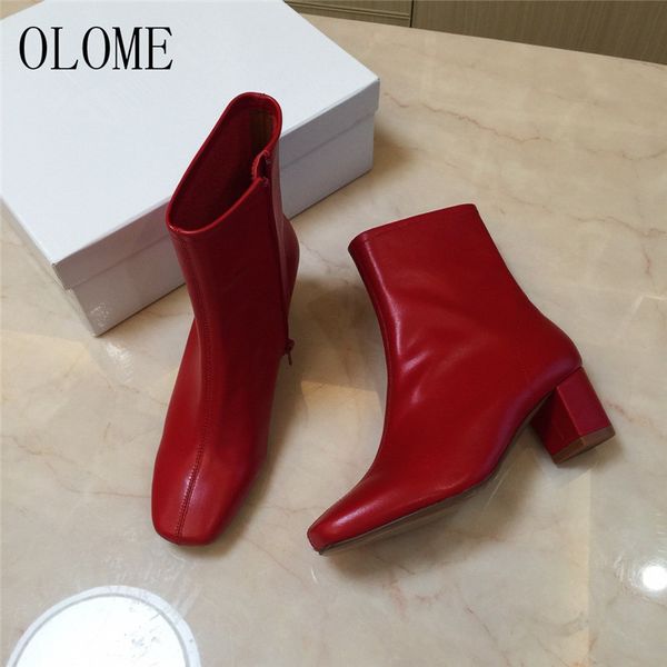 olome new fashion black white genuine leather women ankle boots square toe side zip thick mid heel women autumn boots shoes woma
olome new fashion black white genuine leather women ankle boots square toe side zip thick mid heel women autumn boots shoes woma