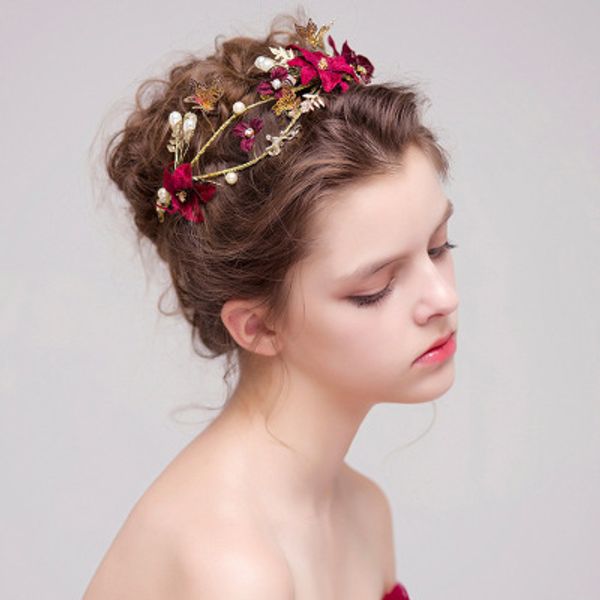 red bride's flower head ornaments wedding gown dress accessories beautiful bride jewelry
red bride's flower head ornaments wedding gown dress accessories beautiful bride jewelry