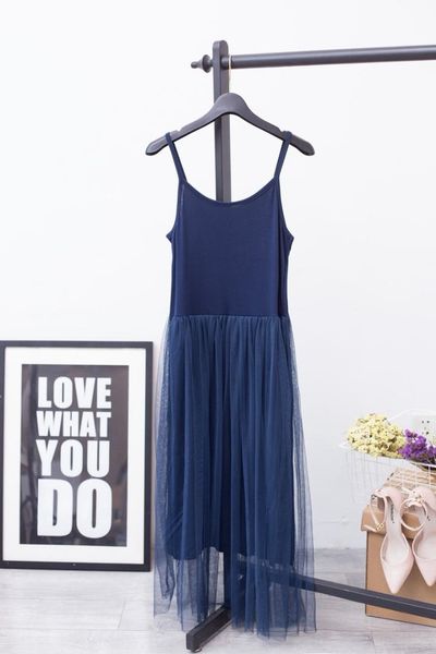 2018 off shoulder summer women dress female loose spaghetti strap mesh ladies party dresses new clothing, Black;gray
2018 off shoulder summer women dress female loose spaghetti strap mesh ladies party dresses new clothing, Black;gray