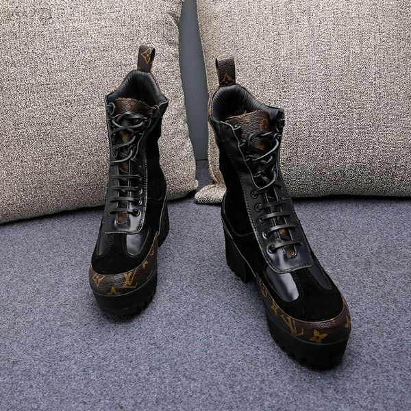 2019 europe and america martin boots thick bottom waterproof heel outdoor women's boots high heel classic lace-up short boots single bo, Black 
2019 europe and america martin boots thick bottom waterproof heel outdoor women's boots high heel classic lace-up short boots single bo, Black