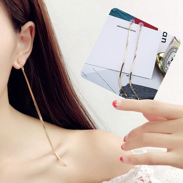 2018 korean minimalist style ear accessories all match long earrings for women metal snake chain tassel earrings, Silver
2018 korean minimalist style ear accessories all match long earrings for women metal snake chain tassel earrings, Silver
