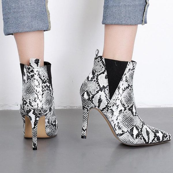 2019 summer new serpentine gladiator sandals peep toe shoes hollow out heel pumps sandals heels women ankle boots, Black
2019 summer new serpentine gladiator sandals peep toe shoes hollow out heel pumps sandals heels women ankle boots, Black