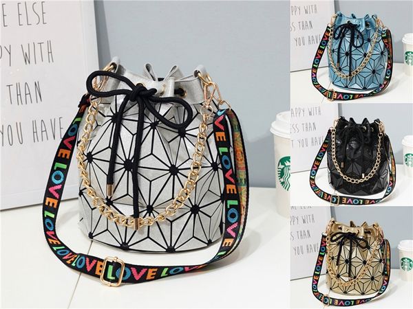 designer shoulder bag luxury geometric bucket lady fashion bags wallet geometric shopping bag shoulder bag diagonal bag#138
designer shoulder bag luxury geometric bucket lady fashion bags wallet geometric shopping bag shoulder bag diagonal bag#138