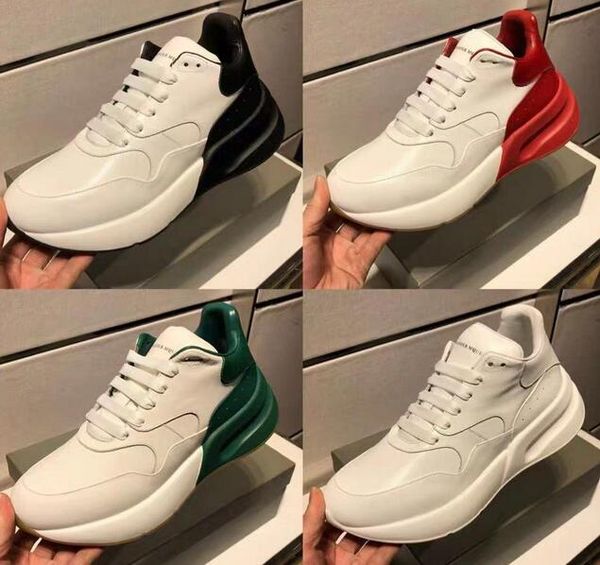 High Version Of The European Station Autumn And Winter Couple Shoes White Shoes, Old Shoes, Thick Skin, Increase Movement And Garlands
High Version Of The European Station Autumn And Winter Couple Shoes White Shoes, Old Shoes, Thick Skin, Increase Movement And Garlands
