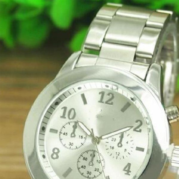 women quartz watch steel band three eye watch women fashion stainless steel rhinestone crystal three-eye calendar quartz, Slivery;brown
women quartz watch steel band three eye watch women fashion stainless steel rhinestone crystal three-eye calendar quartz, Slivery;brown