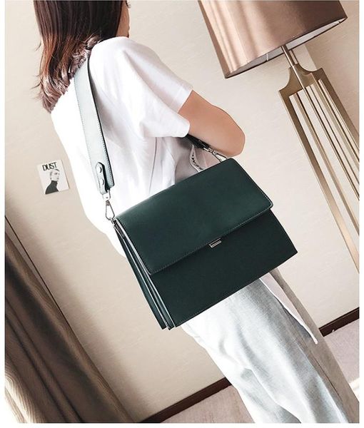 new ins handbags women fashion simple commute briefcase square bag pu wild shoulder messenger bag multi-function ladies
new ins handbags women fashion simple commute briefcase square bag pu wild shoulder messenger bag multi-function ladies