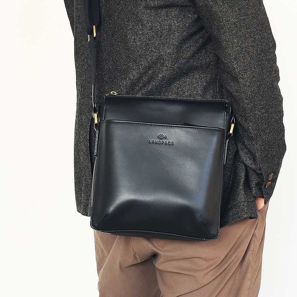 lanspace men's leather single shoulder bag fashion brand messenger bag first layer leisure cow leather men's
lanspace men's leather single shoulder bag fashion brand messenger bag first layer leisure cow leather men's