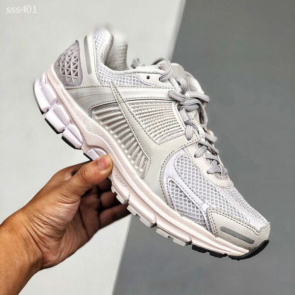 designer sneakers men flat fashion luxury outdoor shoes sneakers men classic red bottom sport shoes black white casual shoe 39-45
designer sneakers men flat fashion luxury outdoor shoes sneakers men classic red bottom sport shoes black white casual shoe 39-45
