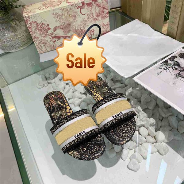 с boxdazzle цветы тапочки лето женщина пляж алфавит тапочки дизайнерские грубые сандалии вязаная ткань вышивки женщина обувь, Black
с boxdazzle цветы тапочки лето женщина пляж алфавит тапочки дизайнерские грубые сандалии вязаная ткань вышивки женщина обувь, Black