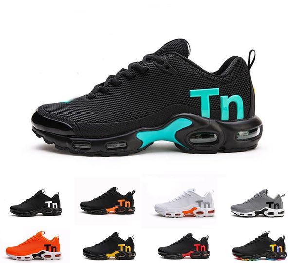 2020 mercurialss plus tn ultra se black white blue brown outdoor shoes outdoor tn shoes women mens trainers sports sneakers 36-45
2020 mercurialss plus tn ultra se black white blue brown outdoor shoes outdoor tn shoes women mens trainers sports sneakers 36-45