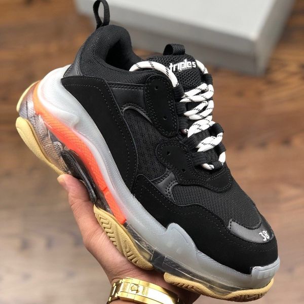 shoe triple s 3.0 fashion designer casual shoes luxury shoes women's combination nitrogen outsole crystal bottom dad casual shoes, White;red
shoe triple s 3.0 fashion designer casual shoes luxury shoes women's combination nitrogen outsole crystal bottom dad casual shoes, White;red