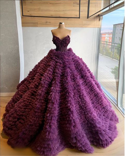 purple strapless prom gown sleeveless pearls beaded evening dresse layers prom dress formal evening ball gowns vestidos de festa, Black;red
purple strapless prom gown sleeveless pearls beaded evening dresse layers prom dress formal evening ball gowns vestidos de festa, Black;red